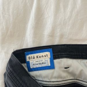 Acne Studios Blå Konst Denim River Used BLK
Size Mens 34 32